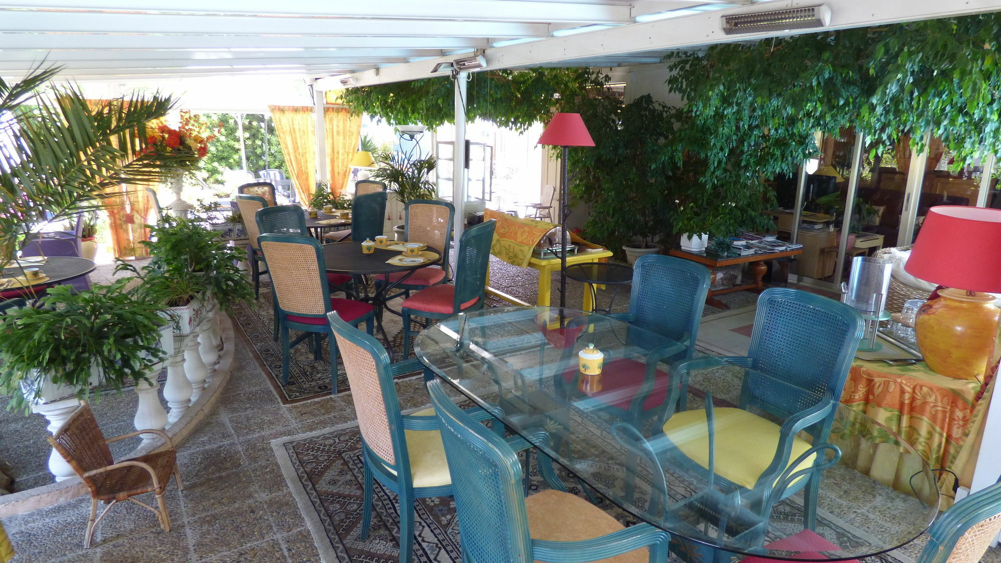 Hôtel l'Olivier - Piscine&Parking Cannes Exterior foto